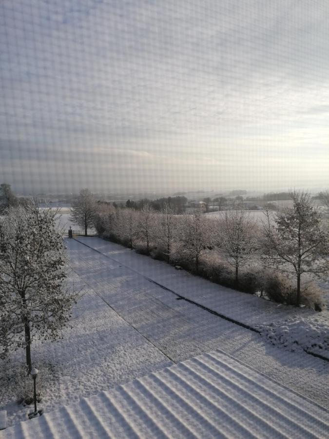 Ferienwohnung Schuhmann Mit Wintergarten Und Garten Therme Aquapulco Und Ikuna Erlebnispark, Zoo Schmiding 20 Min Mit Auto Entfernt Ab 3 Naechte Buchbar Hinzenbach ภายนอก รูปภาพ
