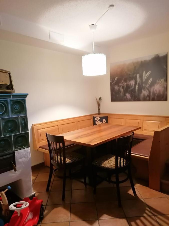 Ferienwohnung Schuhmann Mit Wintergarten Und Garten Therme Aquapulco Und Ikuna Erlebnispark, Zoo Schmiding 20 Min Mit Auto Entfernt Ab 3 Naechte Buchbar Hinzenbach ภายนอก รูปภาพ